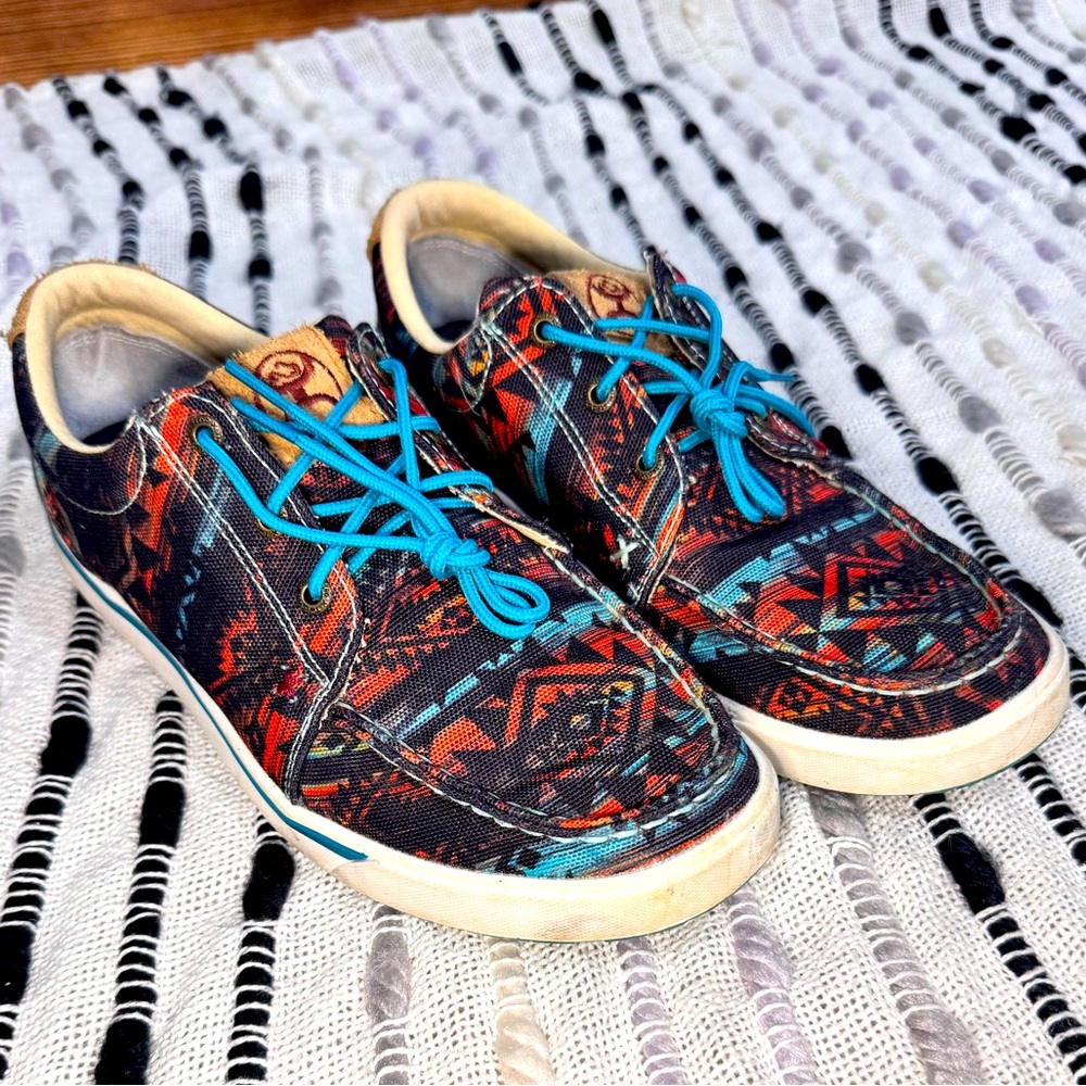 Hooey shoes